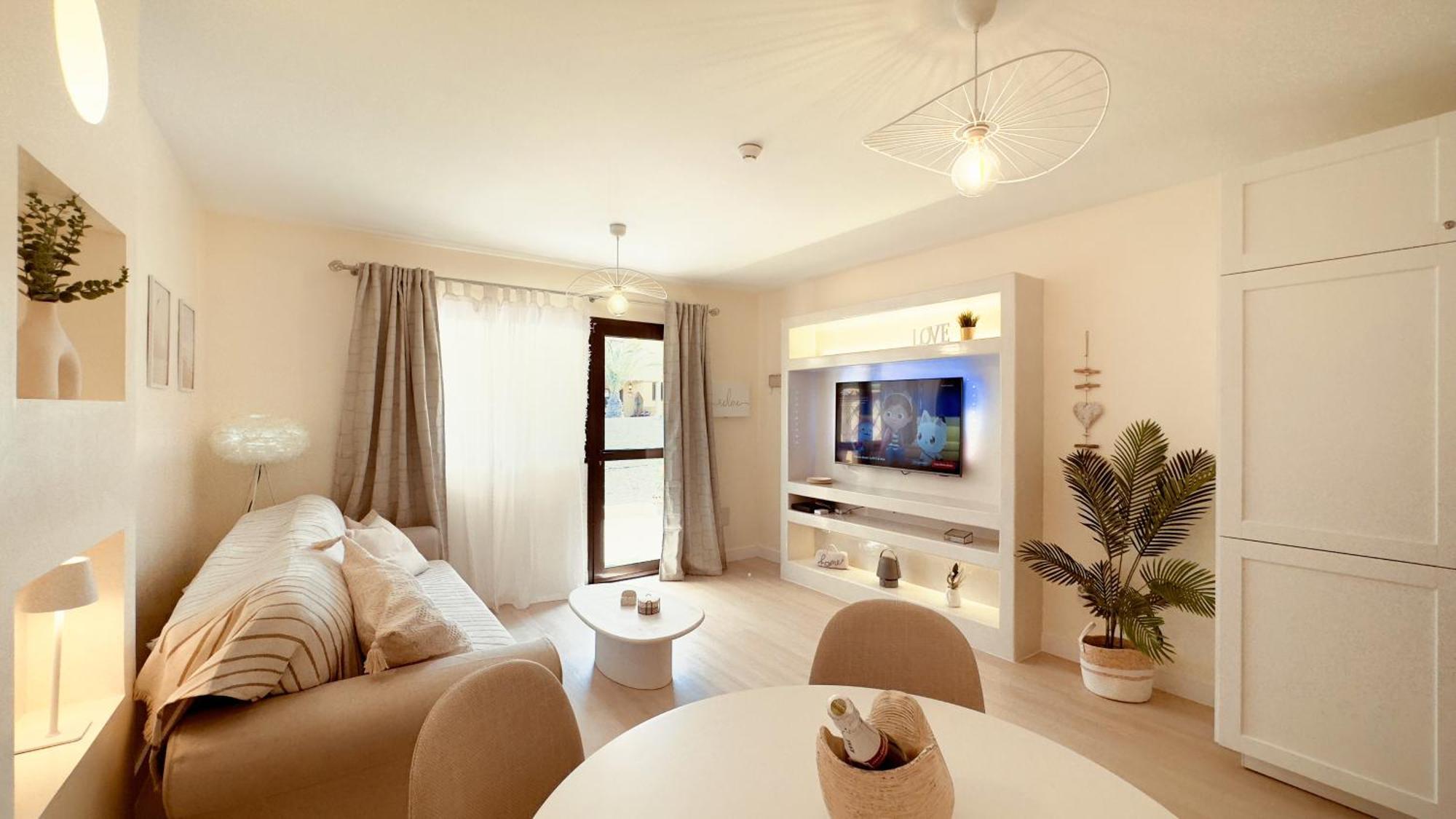 Golden Dream, Swimming Pool And Parking Villa คอร์ราเลโฮ ภายนอก รูปภาพ