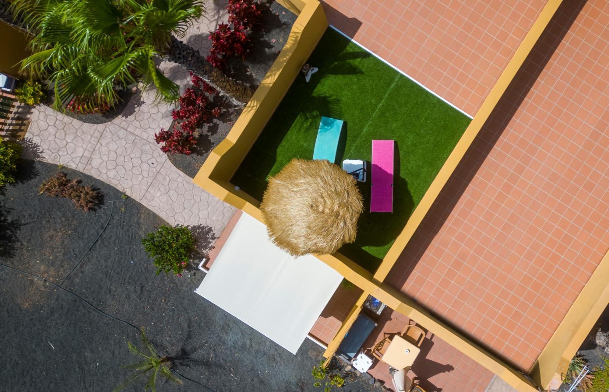 Golden Dream, Swimming Pool And Parking Villa คอร์ราเลโฮ ภายนอก รูปภาพ