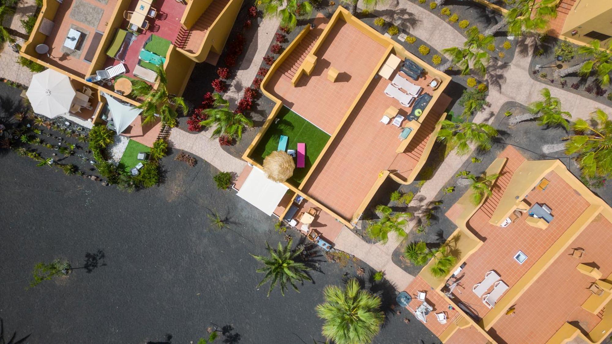Golden Dream, Swimming Pool And Parking Villa คอร์ราเลโฮ ภายนอก รูปภาพ